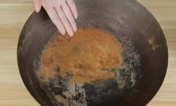 铁锅生锈怎么办|家里的铁锅用完后老生锈？