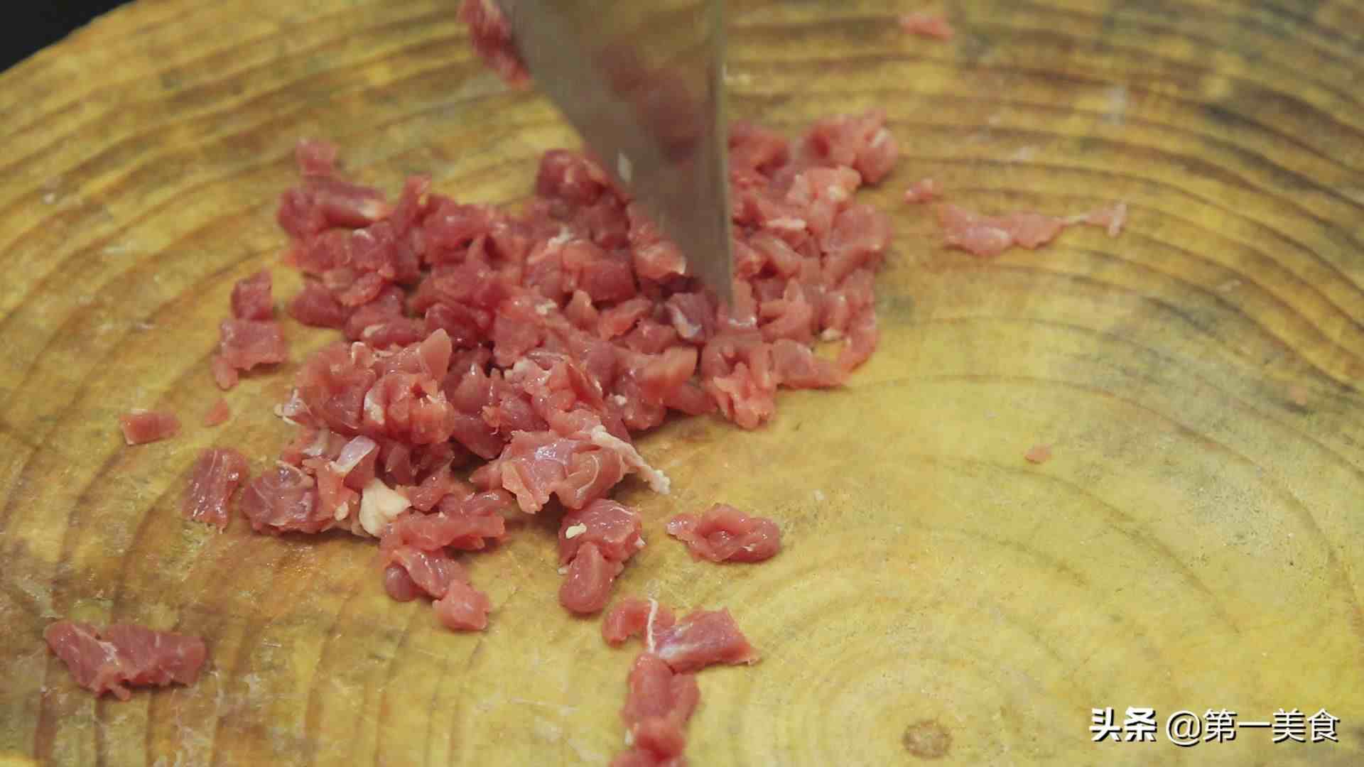厨师长教你西湖牛肉羹的家常做法，清淡营养又美味，简单易学