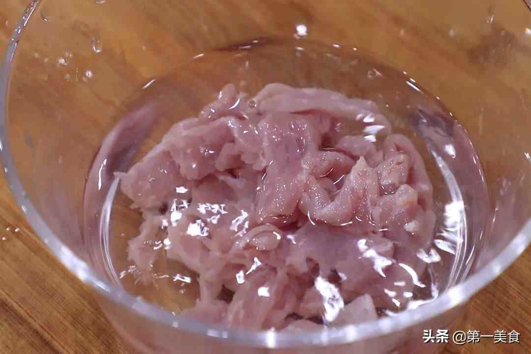 瘦肉粥怎么做|熬皮蛋瘦肉粥