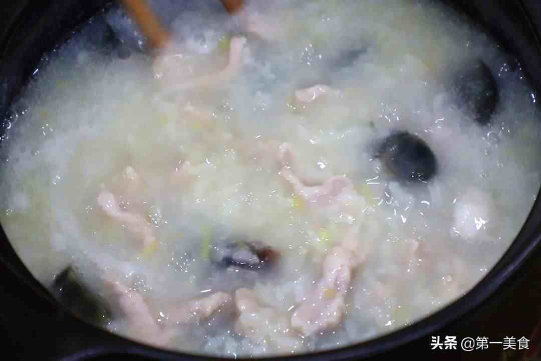 瘦肉粥怎么做|熬皮蛋瘦肉粥