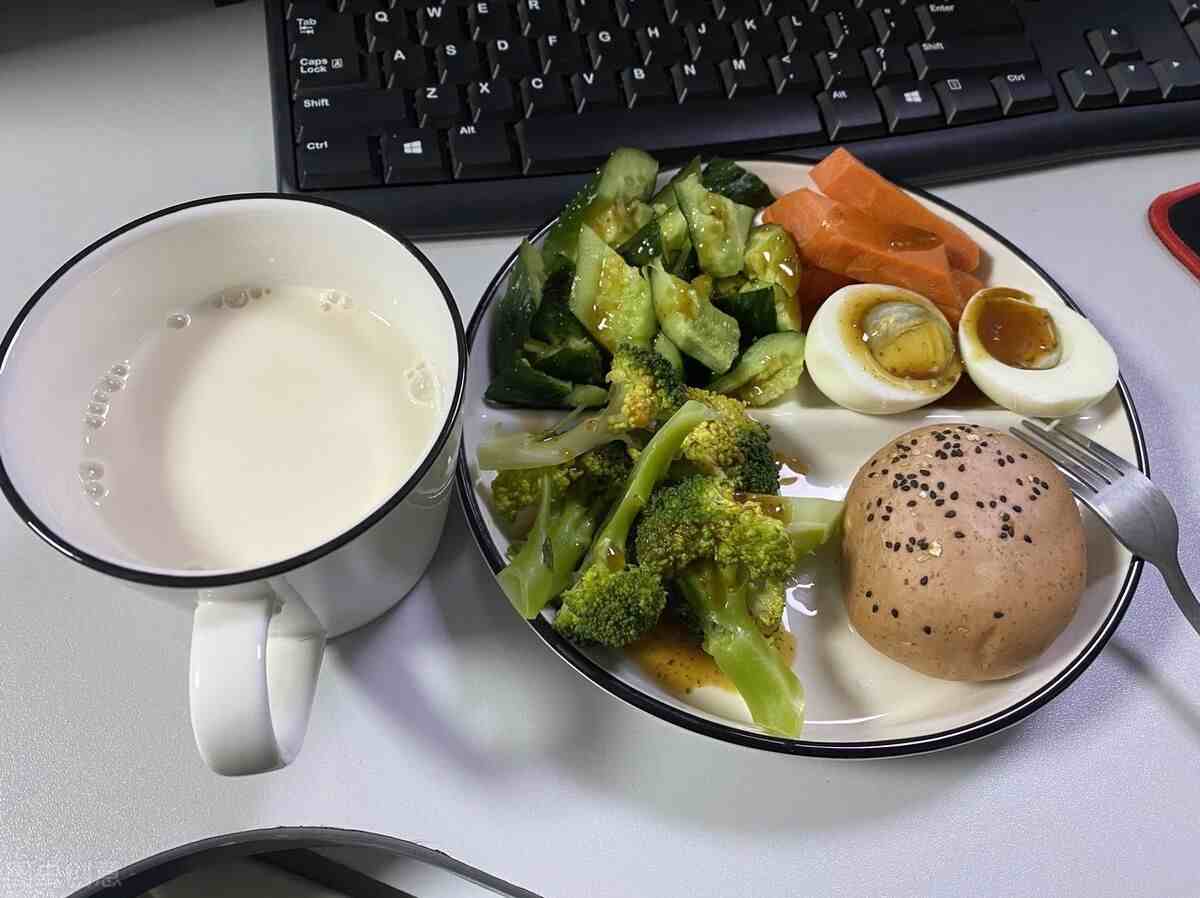 午餐吃什么减肥|一日三餐减肥食谱推荐