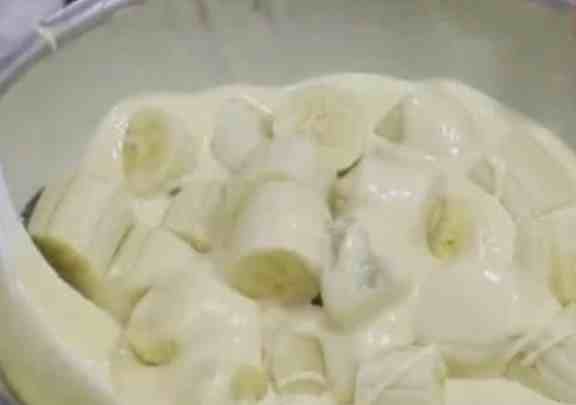 拔丝香蕉的家常做法：太美味了，酥脆香甜还拉丝，5斤都不够吃