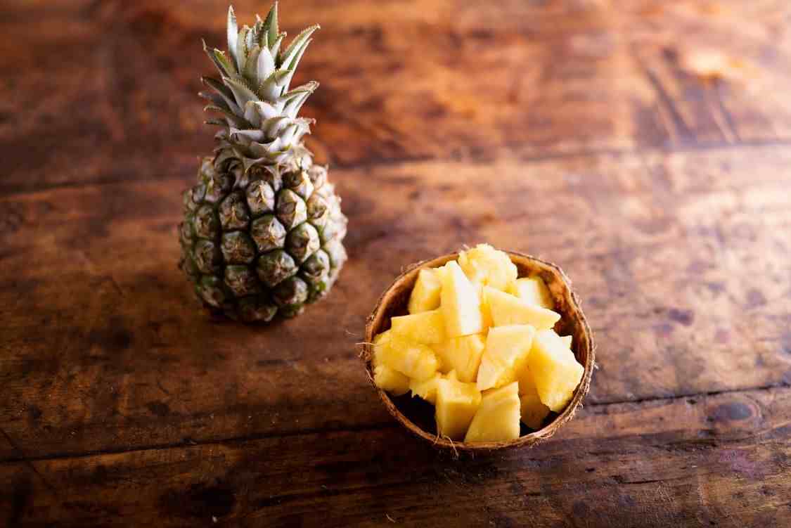 吃菠萝好处多！如何挑选与处理才不刮舌？