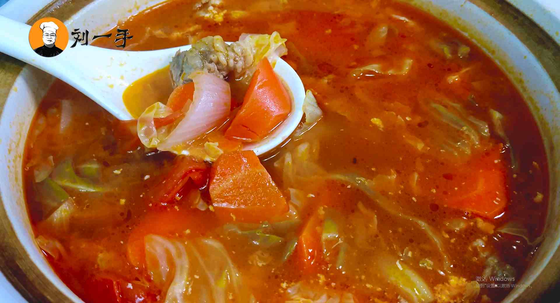 这才是罗宋汤的简单做法，酸甜开胃，汤汁鲜美，喝着就是享受