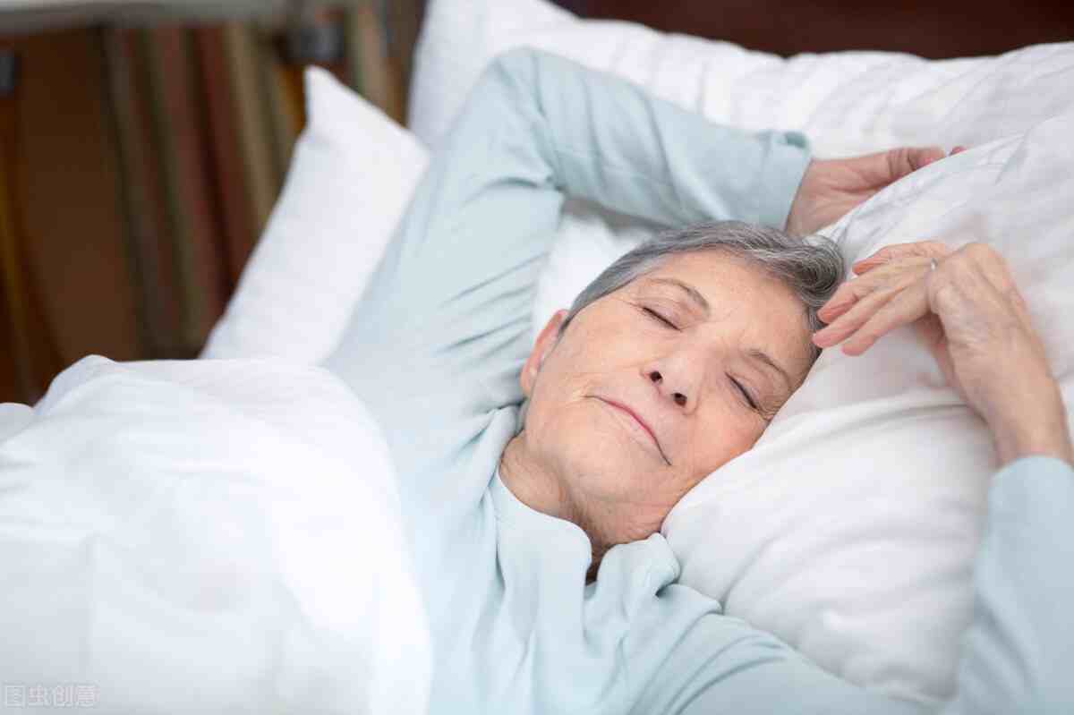 决明子枕头有助睡眠吗？长期用决明子枕头有啥好处和弊端呢？