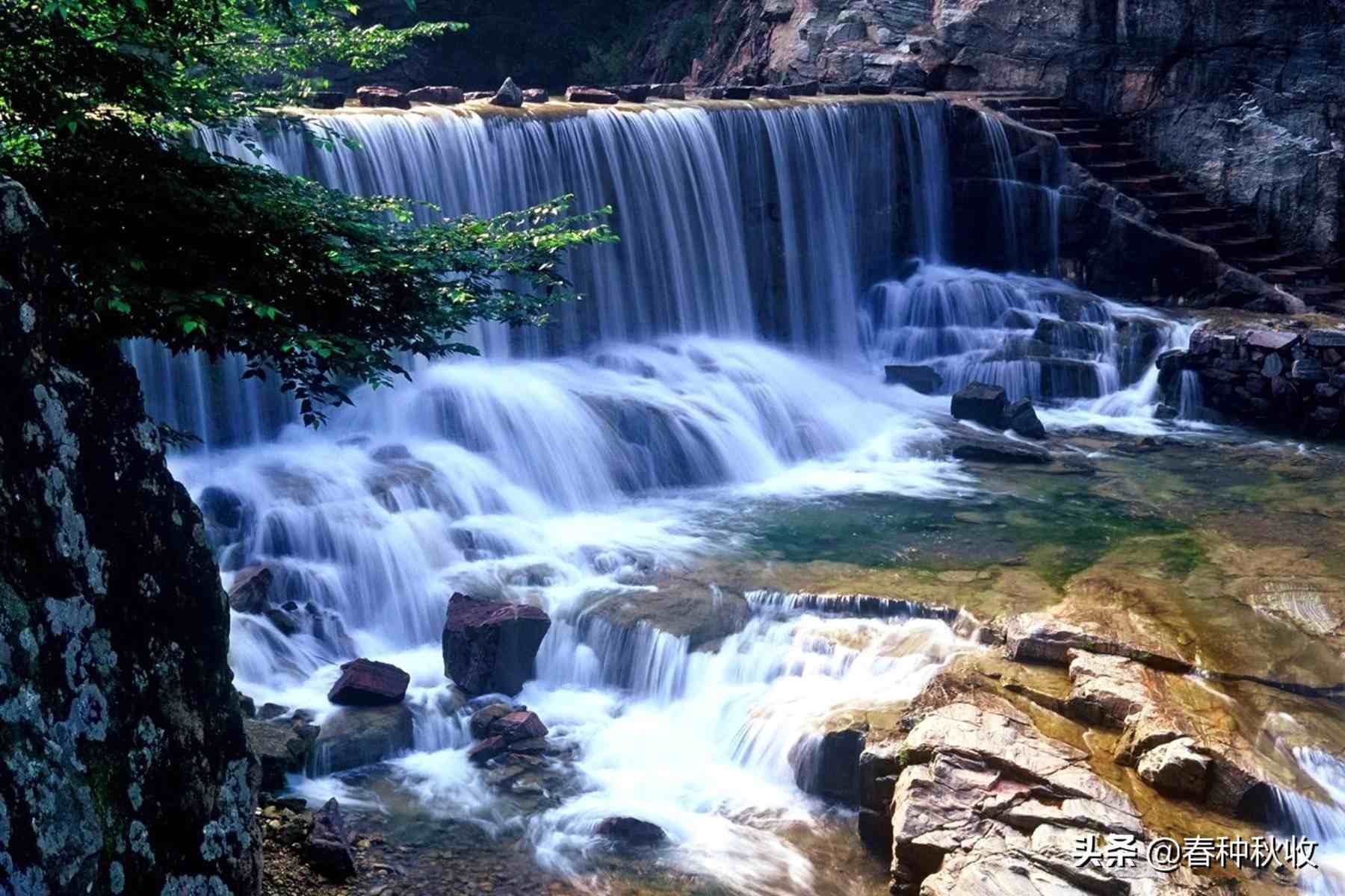 八里溝景區風光古樸,原始,天然,是太行山水精華薈萃之地