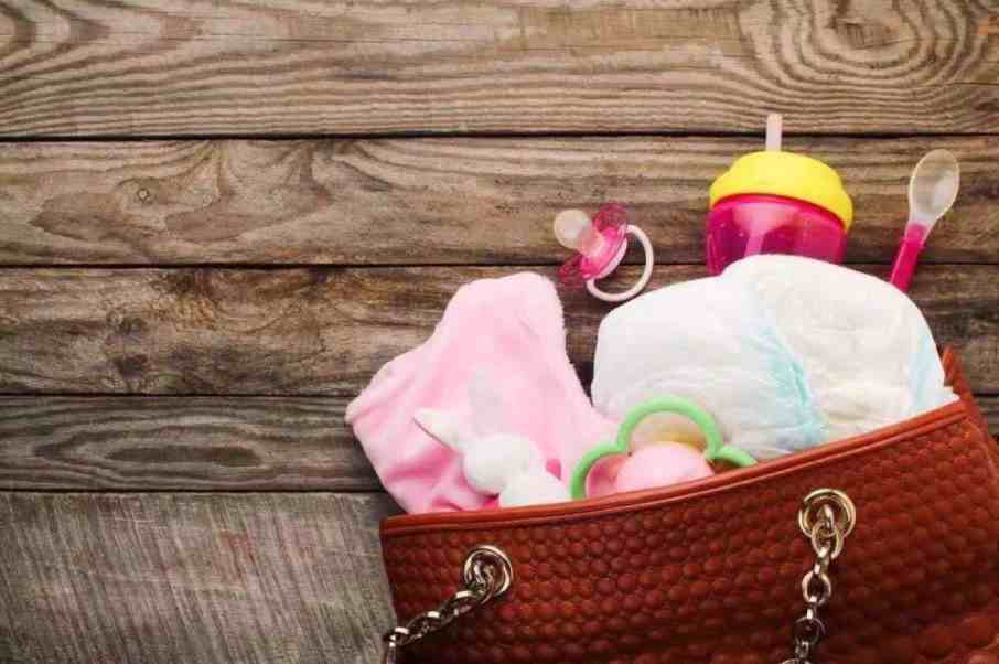 冬季待产包里需要给宝宝准备的都有啥？看这份清单就够了
