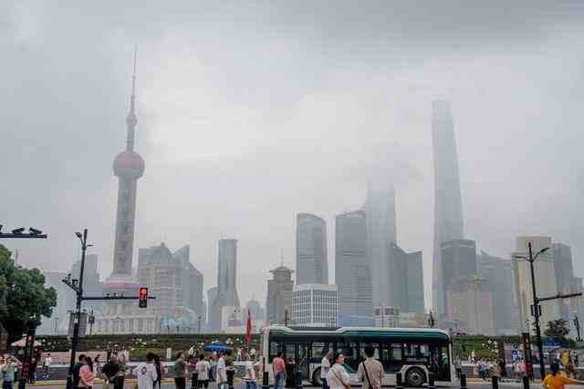 上海最佳散步路线南京路，饱览老上海的风光，年轻人也爱来