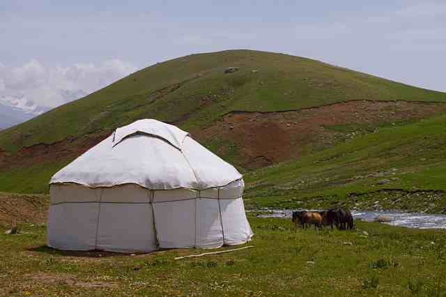 中亚吉尔吉斯斯坦深山里的感受