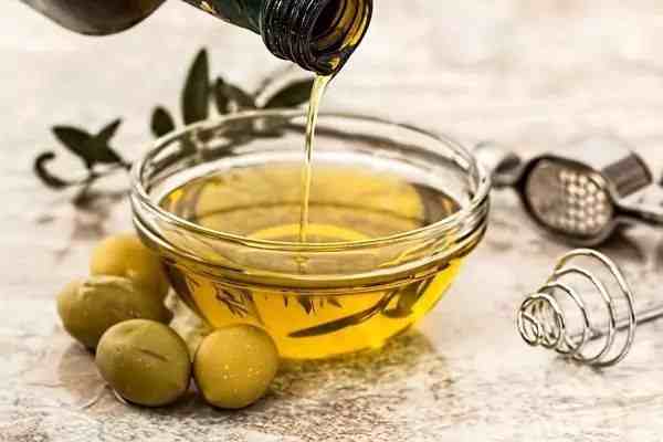 初榨橄榄油不能炒菜？颠覆了，营养的真相原来是这样！