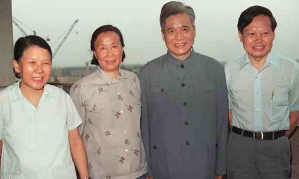 杨振宁对中国的贡献到底有多大？
