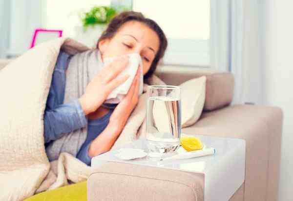 感冒咳嗽的时候，吃什么药？医生一文告知，不过请勿乱服药