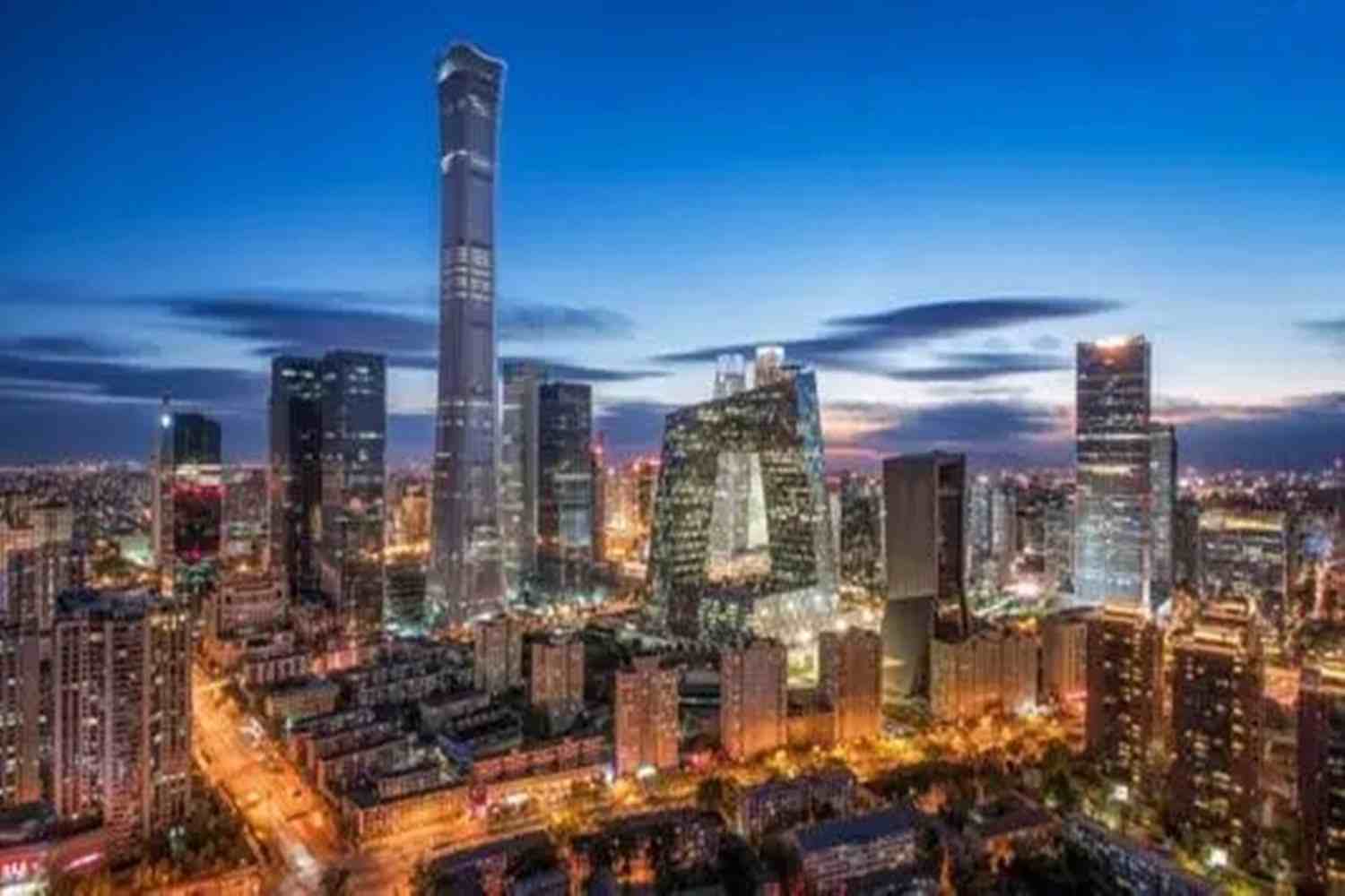 北京周边旅游景点有哪些？推荐三个知名度很高的景点，适合自驾游