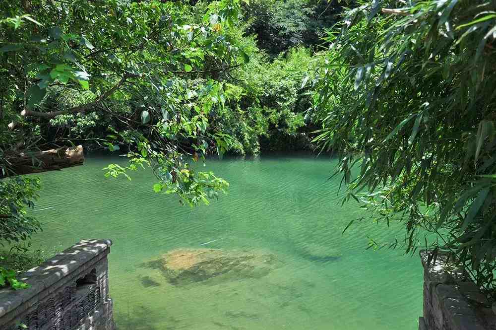 宁波北仑九峰山旅游区:青山,绿水,翠竹,钟声…这里尽有的