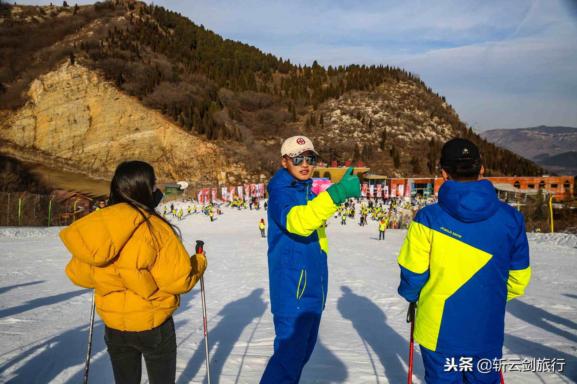 在濟南,每年都有一場豪宴史詩般的雪降臨在這座山裡,它就是金象山滑雪