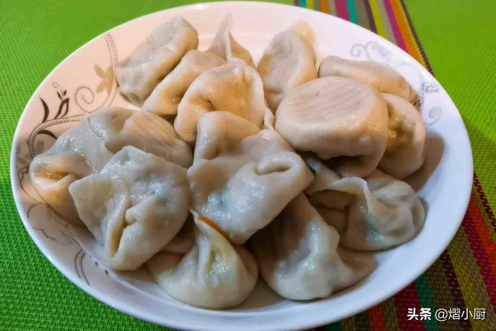 魚肉餡餃子怎麼做(魚肉餃子餡怎樣做才鮮香多汁?)-第8張圖片-創載網