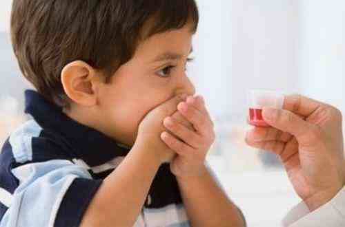 孩子常咳嗽必学这个止咳方，寒咳热咳都能用
