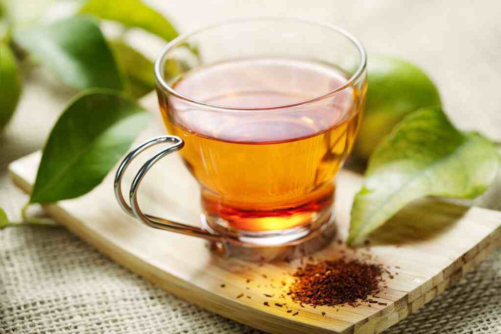 喝什么茶好（肠胃不好的人应该喝什么茶？）