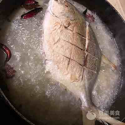 红烧平鱼的做法（红烧平鱼的做法介绍）