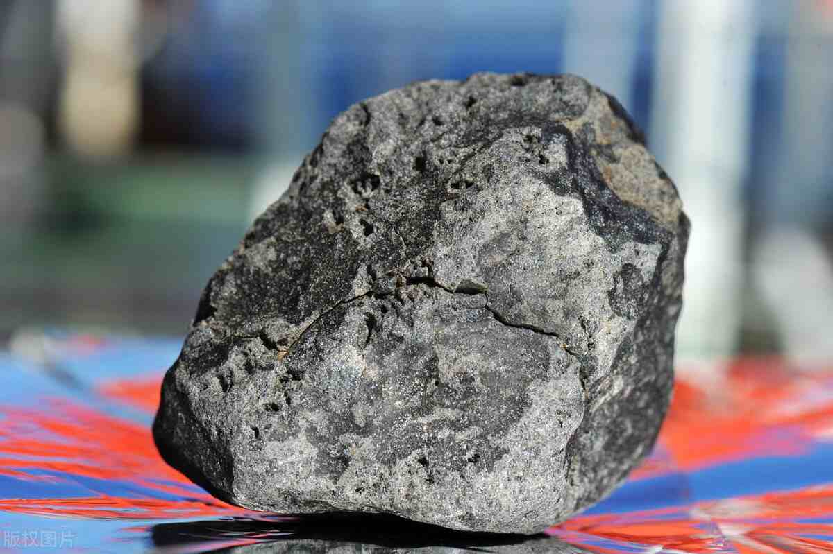 什么是陨石（陨石是什么？）
