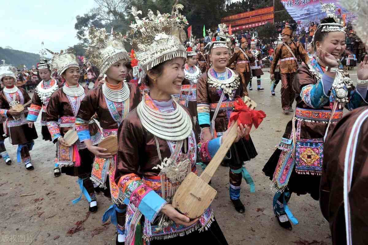 中国少数民族的传统节日（这些有趣的少数民族传统节日）