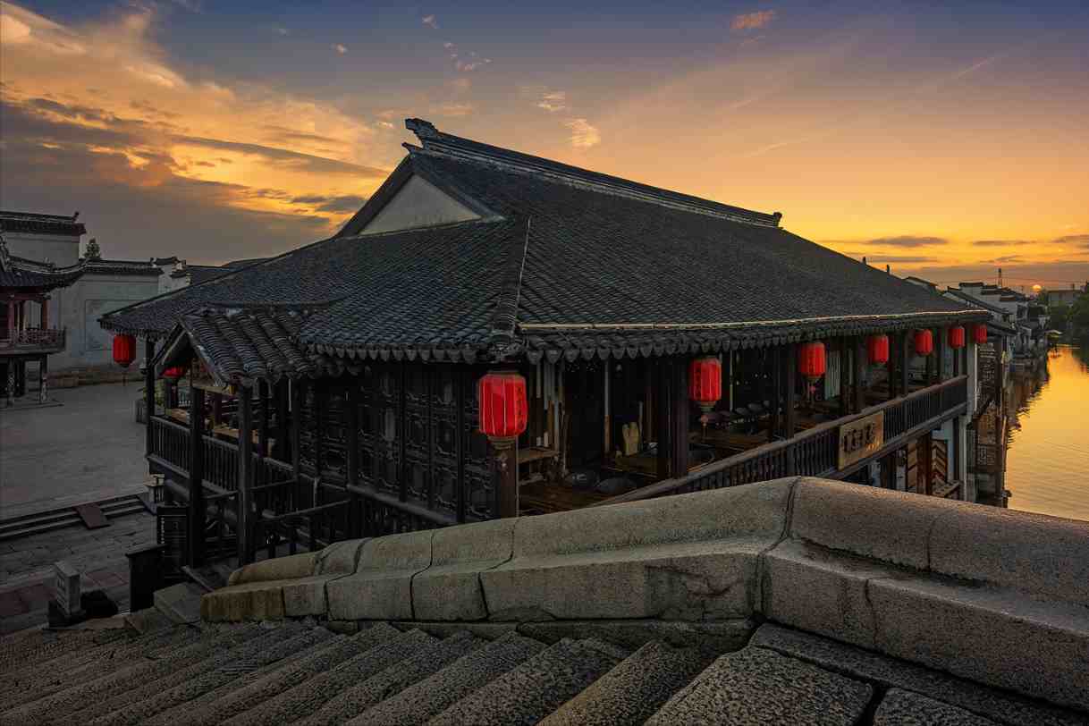 中国历史文化名镇，被称为“文化之邦”和“诗书之乡”，游人如织