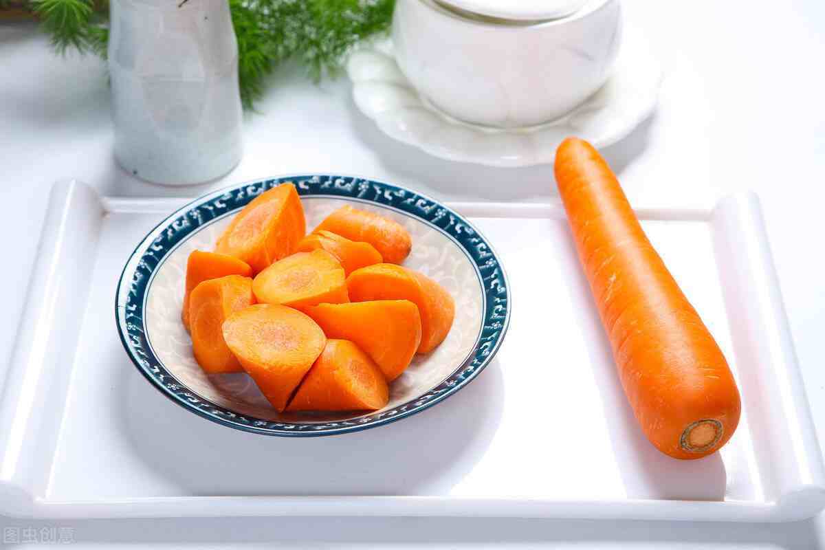 胡萝卜怎样炖最好吃？用来炖玉米和排骨，营养又健康