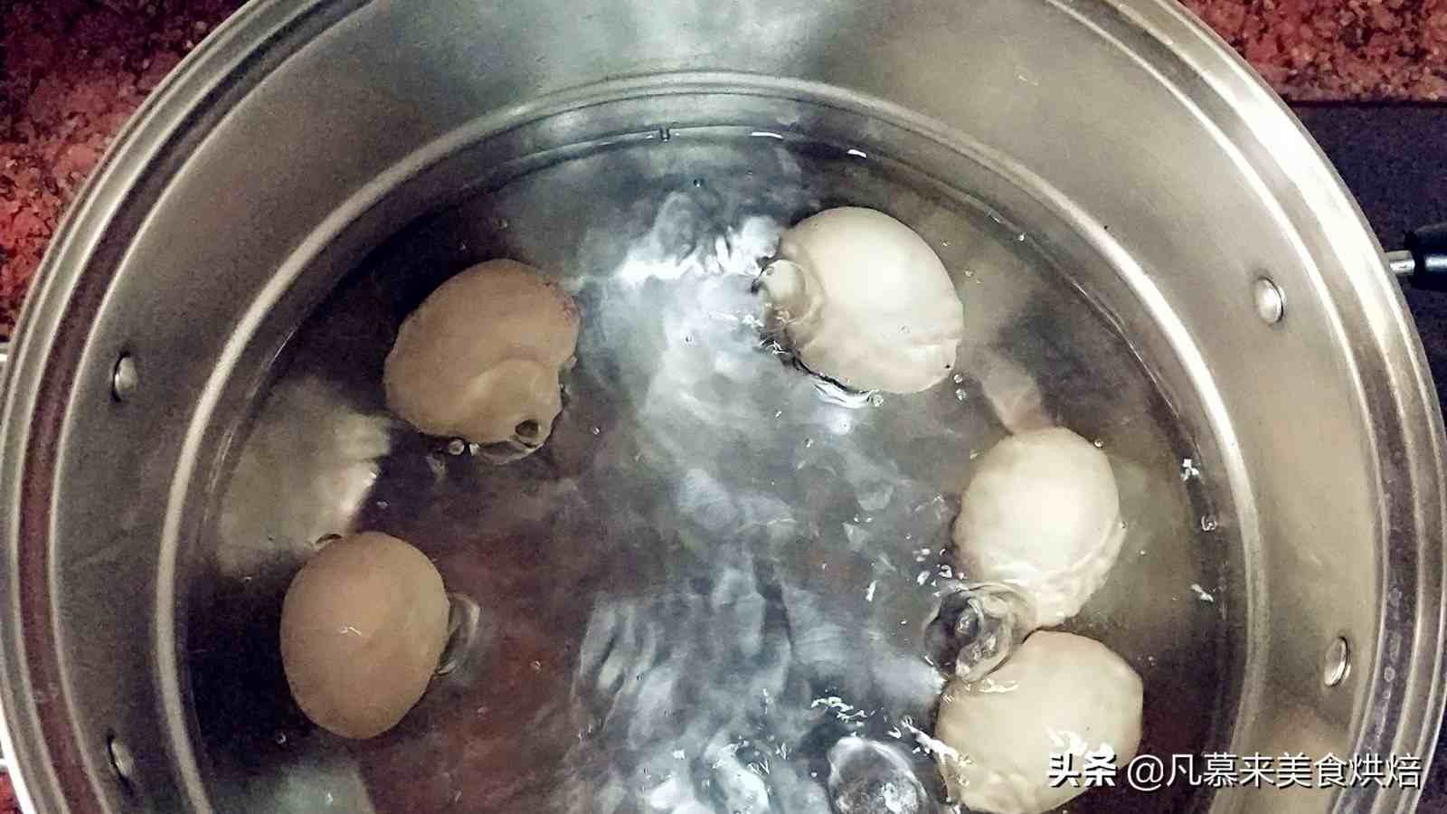 鸽子蛋煮多久才能熟(水煮鸽子蛋几分钟最好)