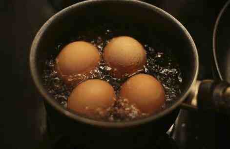 白煮蛋要煮多久(正确的煮蛋方法8分钟)
