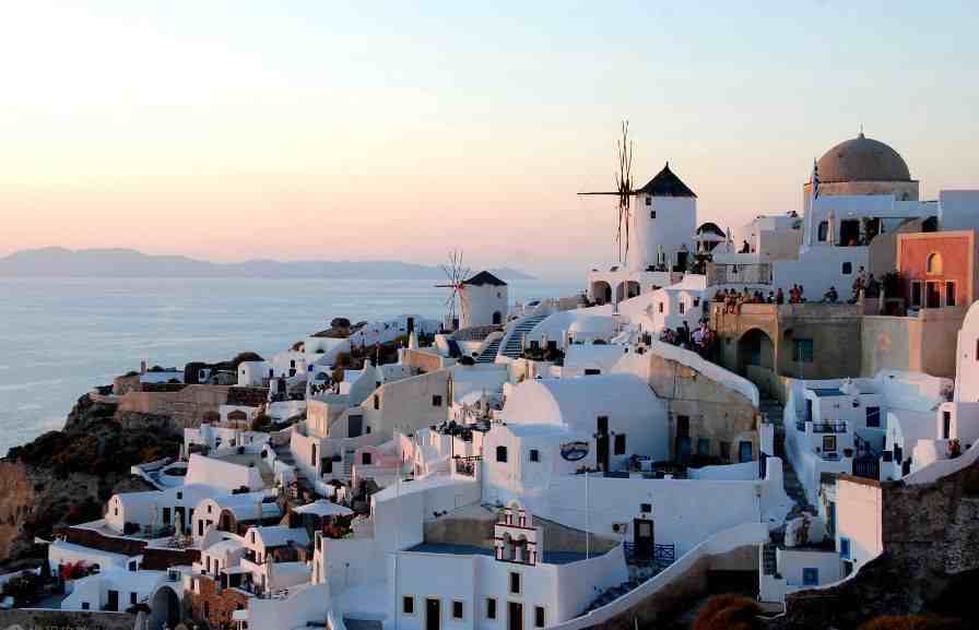 希腊旅游攻略花销多少(去希腊旅游跟团需要多少左右)