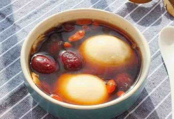 鸡蛋配一物，男性的“肾宝”，女性的“不老丹”，做给家人吃