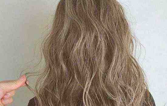 烫头发可以维持多久 烫头发后怎么保持发型