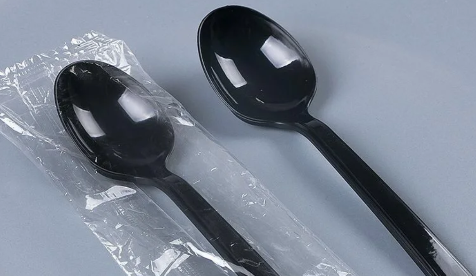 外卖送的塑料勺子是不是很脏1