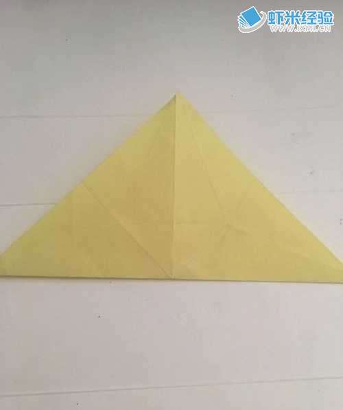 儿童折纸 怎么样用彩纸折叠一只简单漂亮的小簸箕