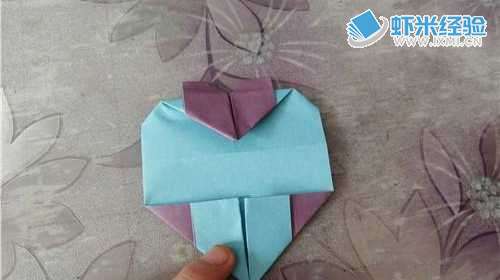 怎么样用纸折连体的双色心形