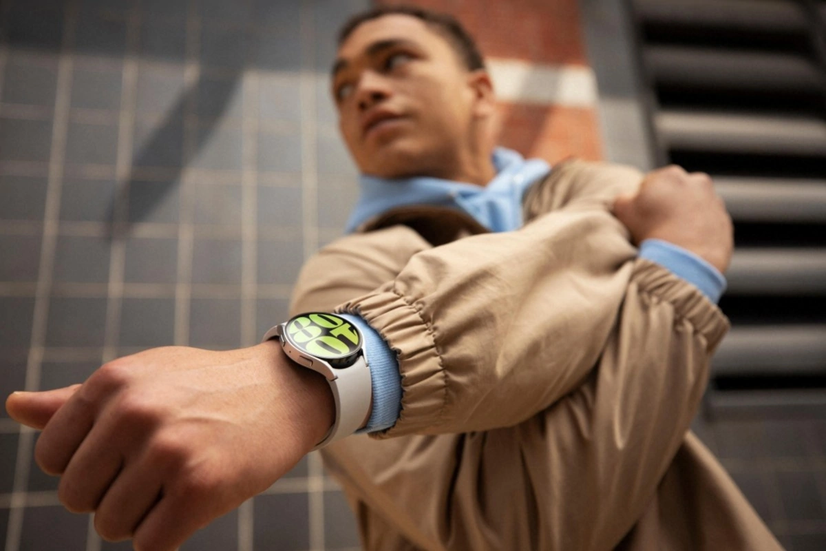 三星 Galaxy Watch6 / Classic 智能手表发布：旋转边框回归