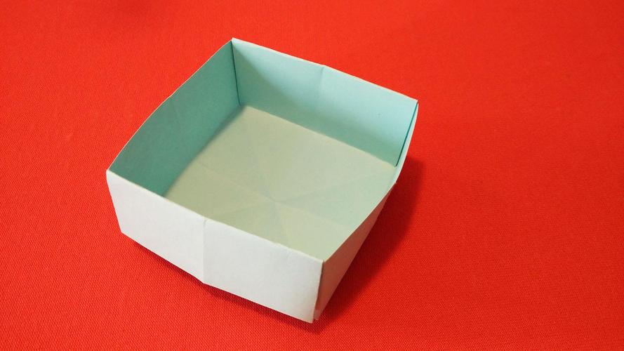怎样用纸做一个正方体盒子__怎么用纸做一个正方体小盒子