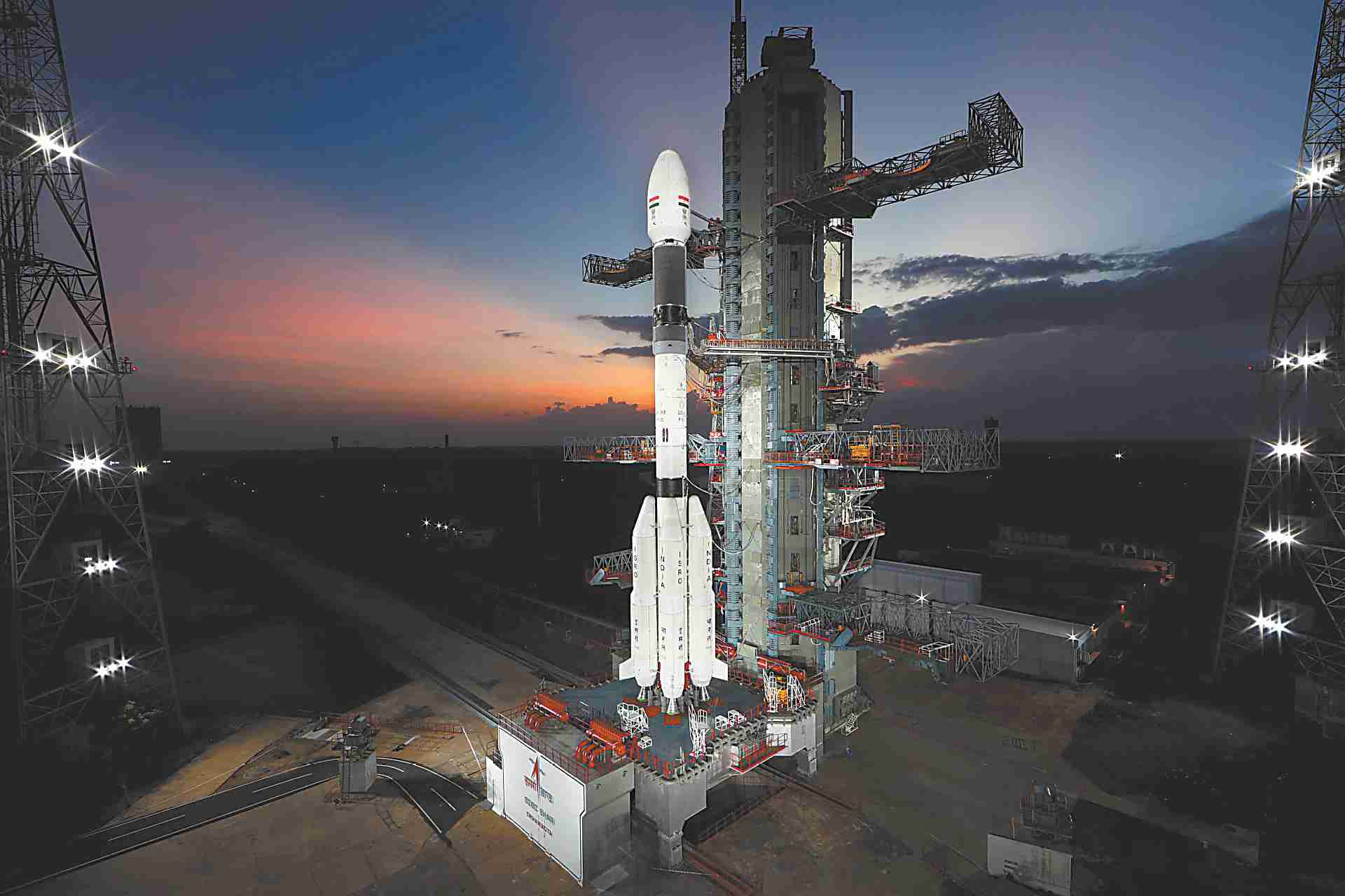 印度新型火箭_印度火箭发射中心_