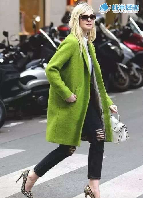 绿色系大衣怎么样穿搭比较有特色