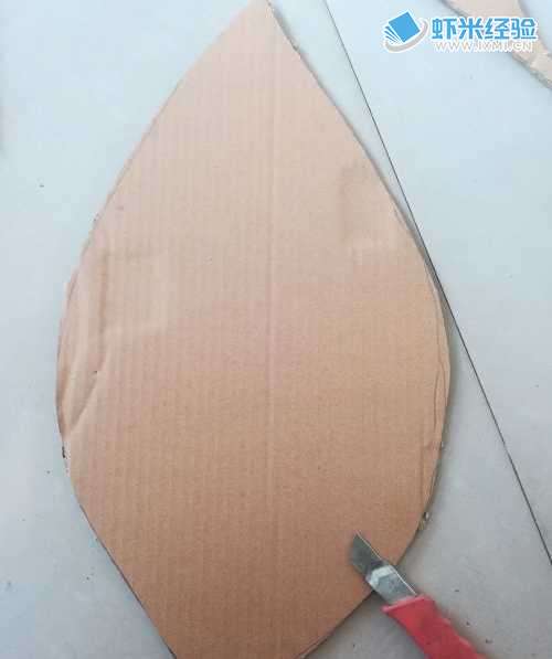 怎样用硬纸板制作手工树叶
