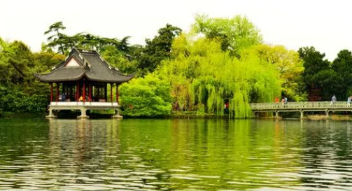2023年杭州9月份旅游热吗2