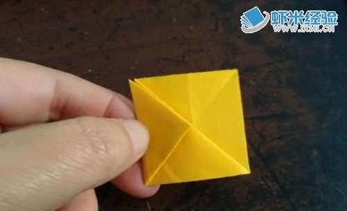 简单的组合型纸花如何折