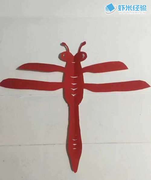 儿童剪纸 一只漂亮的红蜻蜓 怎么用彩纸裁剪