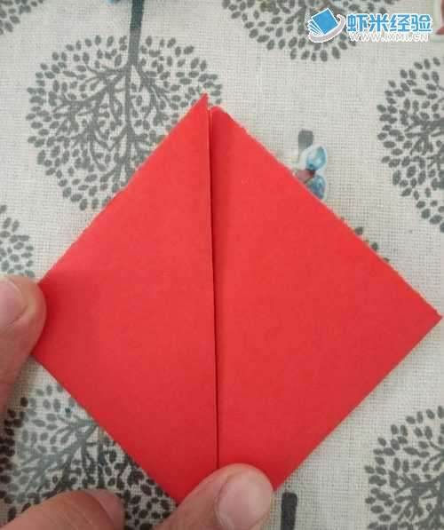幼儿园手工折纸，能做书签的“小狐狸”