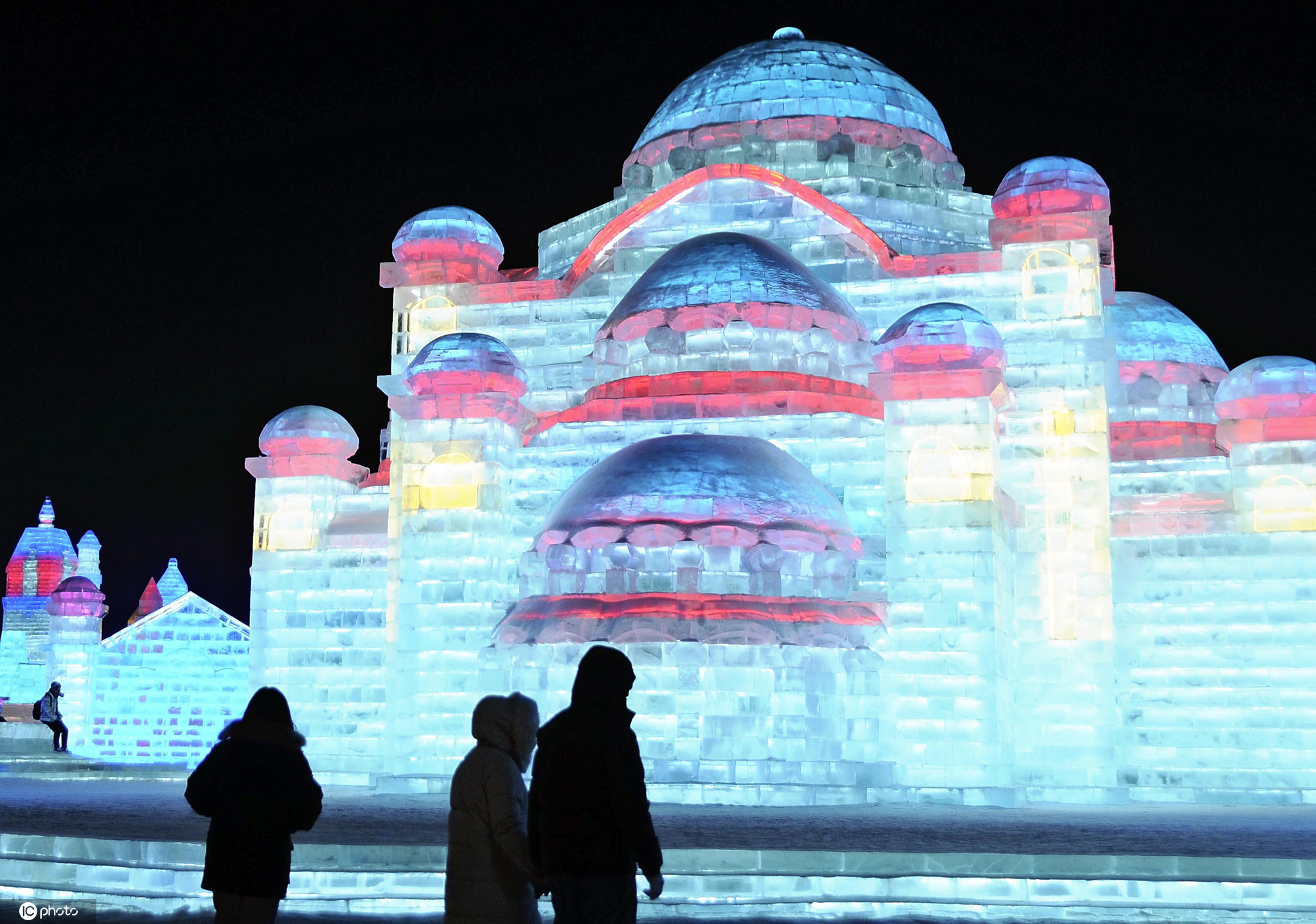 哈尔滨冰雕节2020结束时间_哈尔滨什么时候有冰雕展_