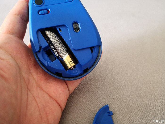 无线鼠标能电池用吗_无线鼠标电池用完了怎么办_无线鼠标电池能用多久