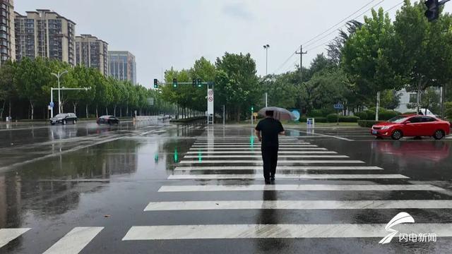 山东大明湖景区_山东1天下了6500个大明湖_大明湖在山东